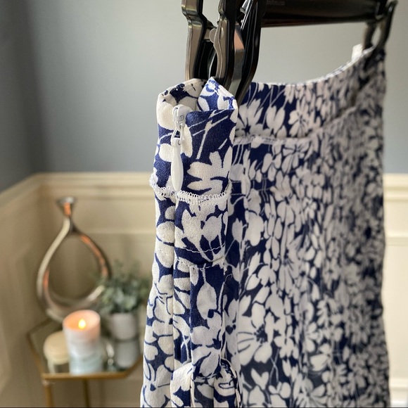 Burberry Silk Pleated Skirt Size US 6/M - Picture 3 of 11